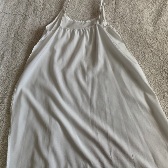 Dress - Picture 5 of 6